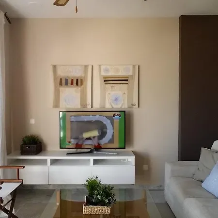Lovely House With Views In Marina Del 度假居