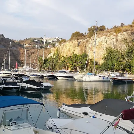 Lovely House With Views In Marina Del